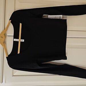 Athleta Aurora long sleeved crop